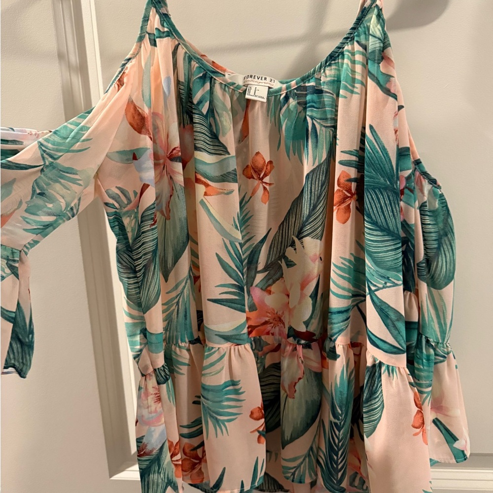 NWOT Forever 21 Tropical Floral Blouse - Pink and Green - Picture 4 of 8